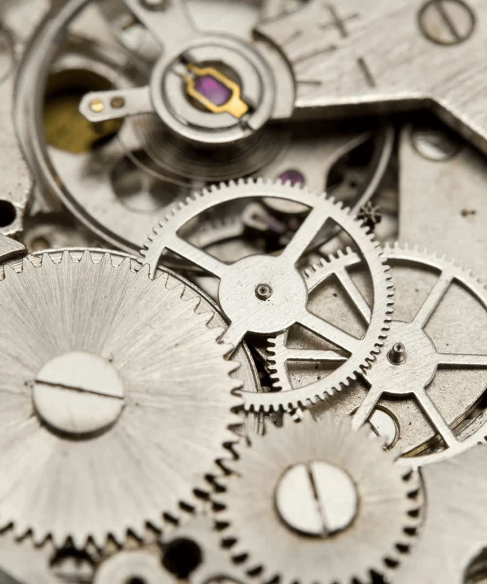 Gears-Turnign-Close-Up
